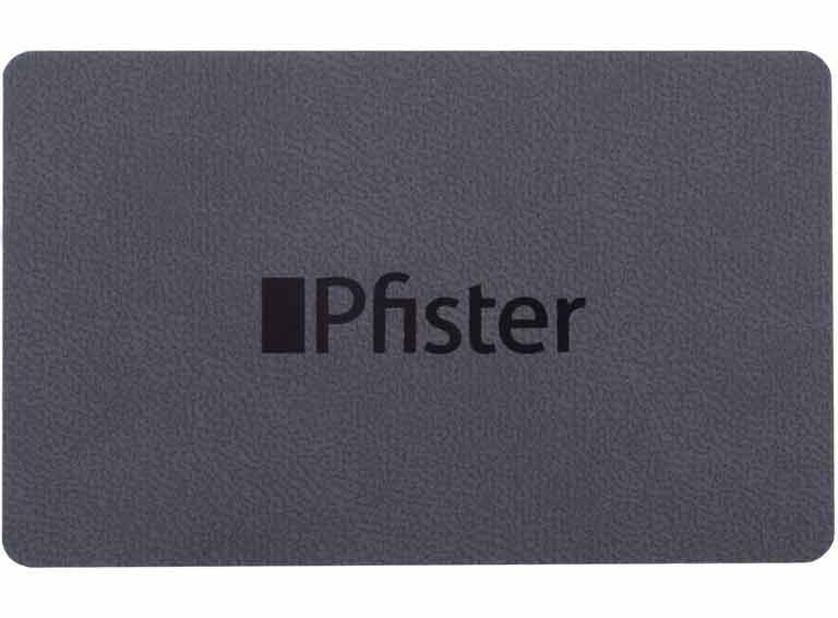 Geschenkkarte Pfister Lederoptik Struktur und Haptik Leder Pfister.jpg